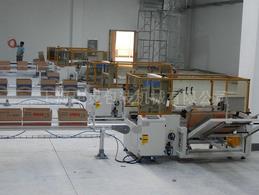 包裝輸送機結構合理外形美觀